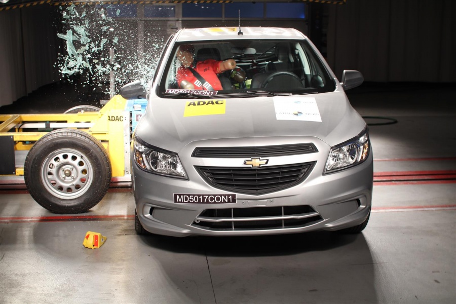 Crash-test Chevrolet Onix e Prisma 2018