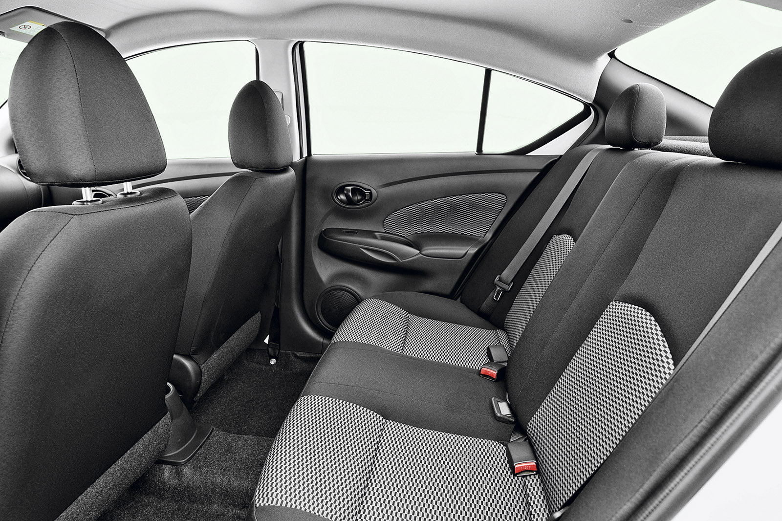 Nissan Versa 1.0