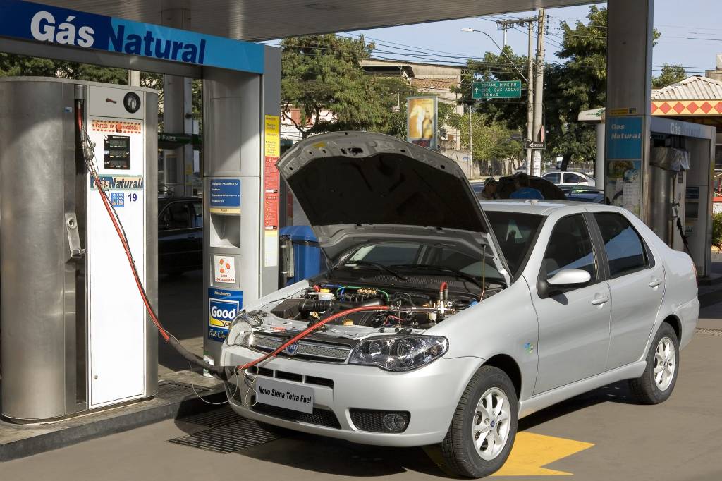 Fiat Siena Tetrafuel