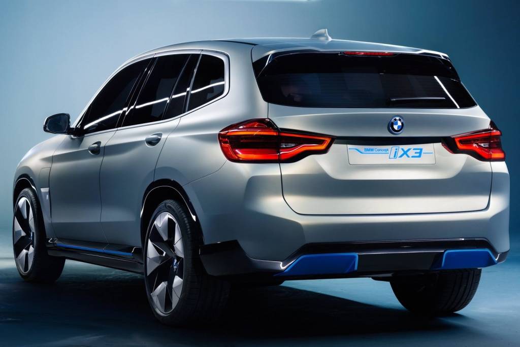BMW iX3 Traseira Estática BMW iX3 Traseira Estática