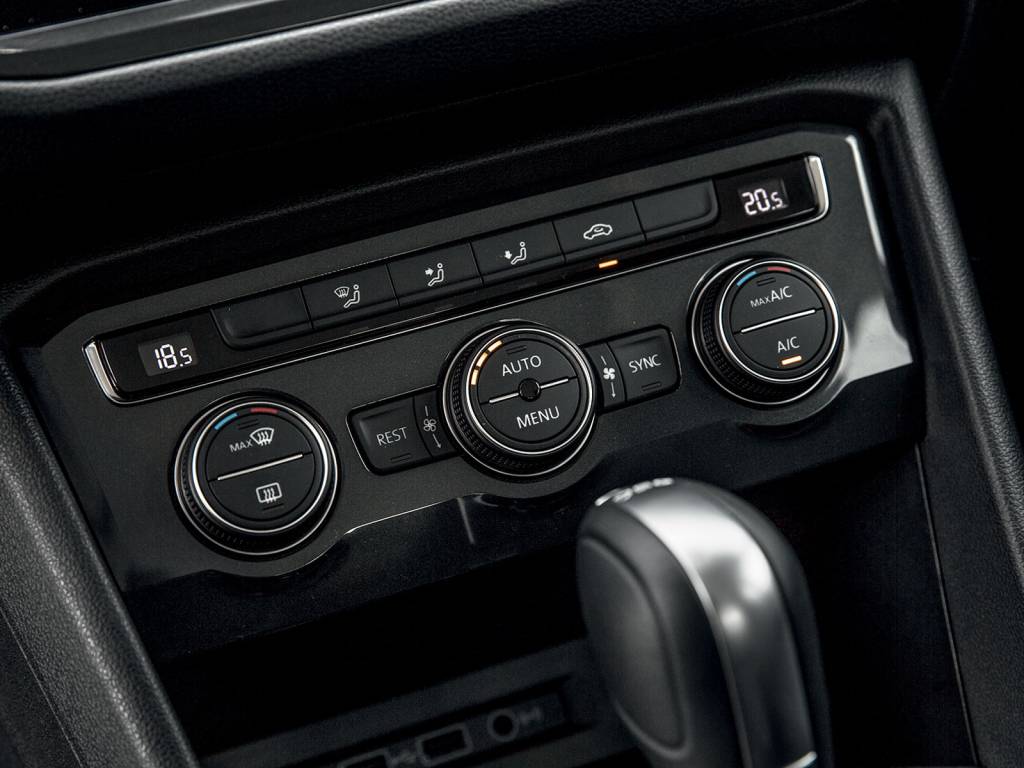 VW Tiguan VW Tiguan