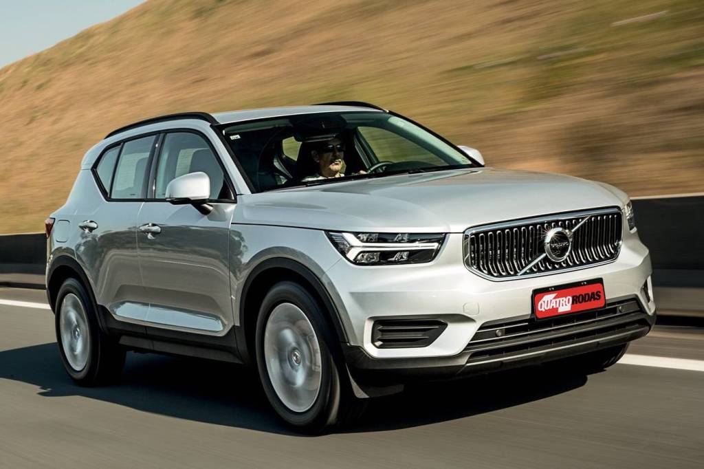 Volvo XC40 T4