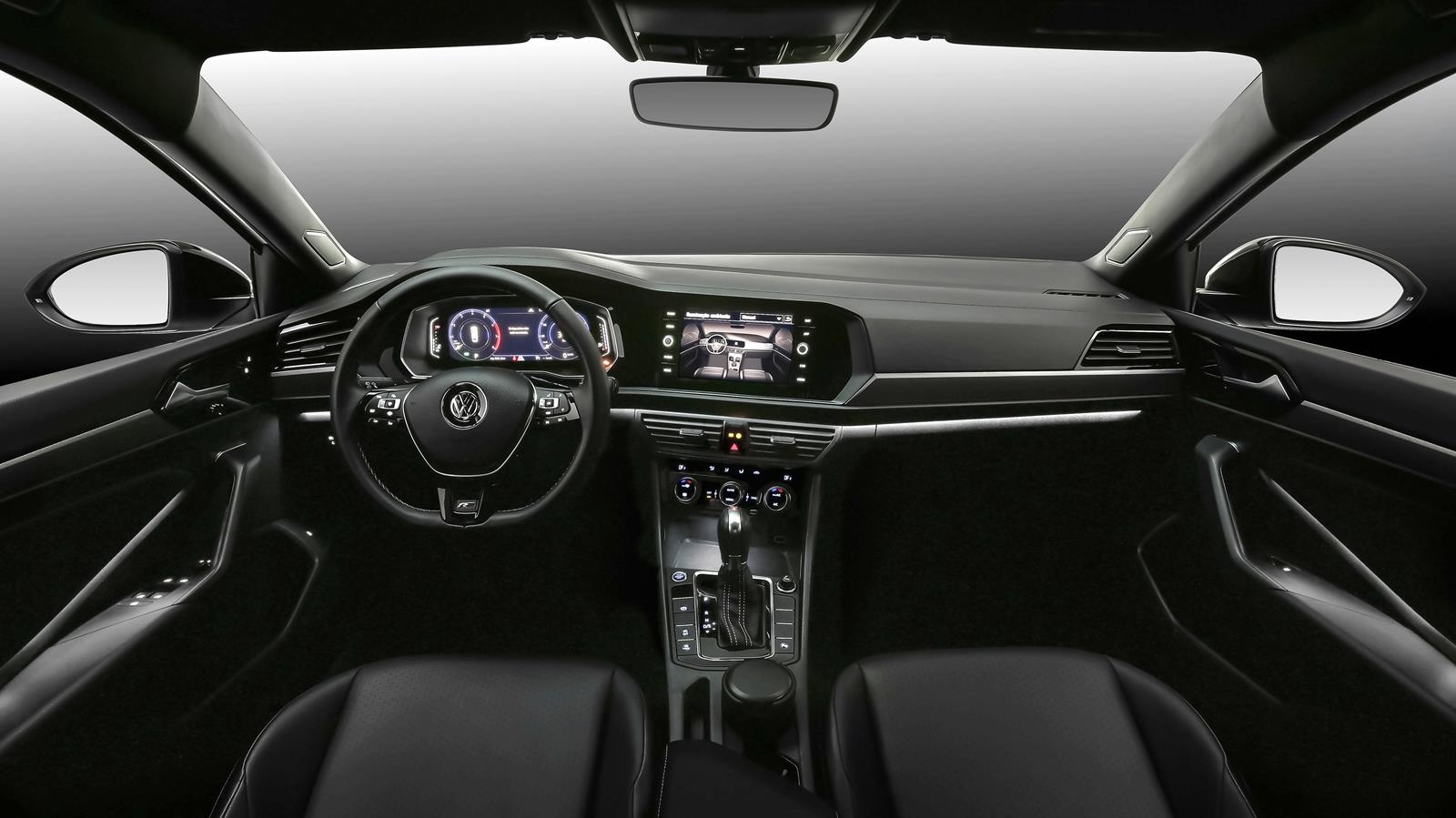 Novo Volkswagen Jetta terá versão com motor do Golf GTI em 2019