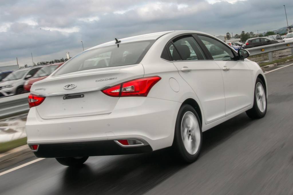 Chery Arrizo 5 (2) Chery Arrizo 5 (2)