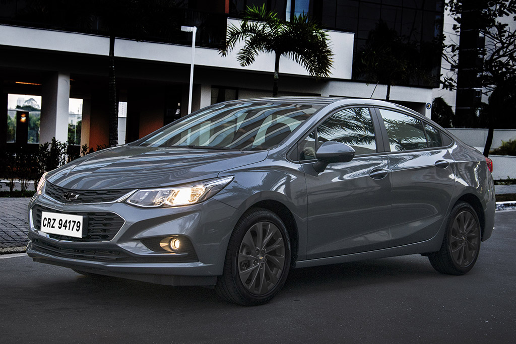 Chevrolet Cruze Black Bow Tie – 2019 Chevrolet Cruze Black Bow Tie – 2019