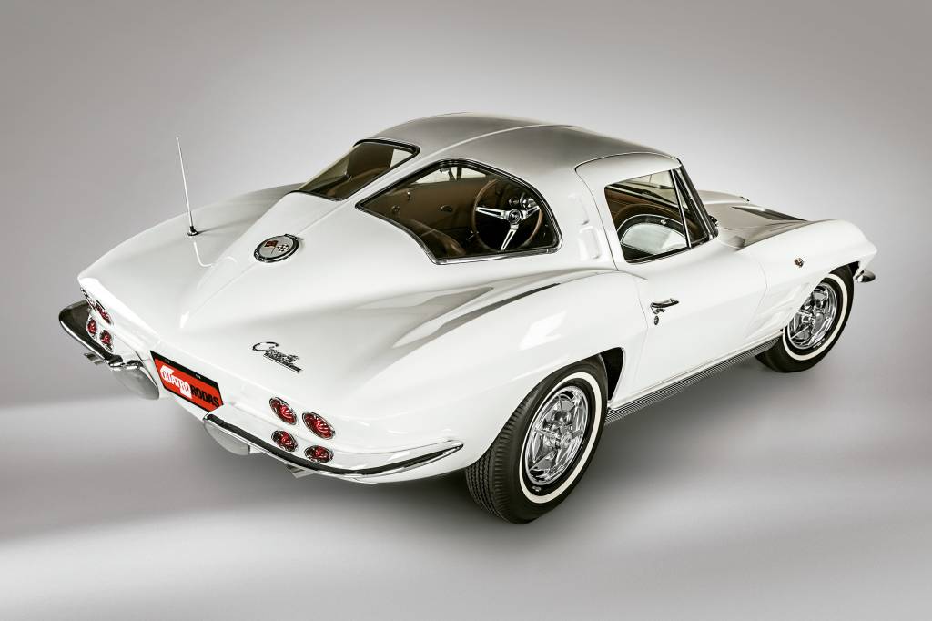 O Stingray 1963 foi o primeiro Corvette fechado