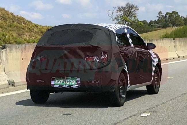 Segredo: novo Hyundai HB20 já roda em testes no Brasil