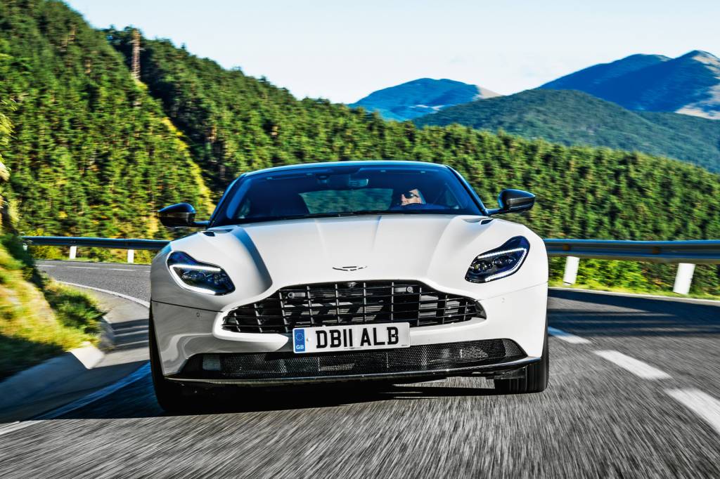 Aston Martin DB11