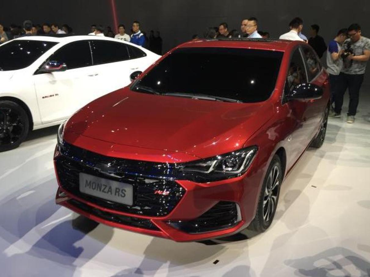 Novo Chevrolet Monza surge na China com motor turbo e