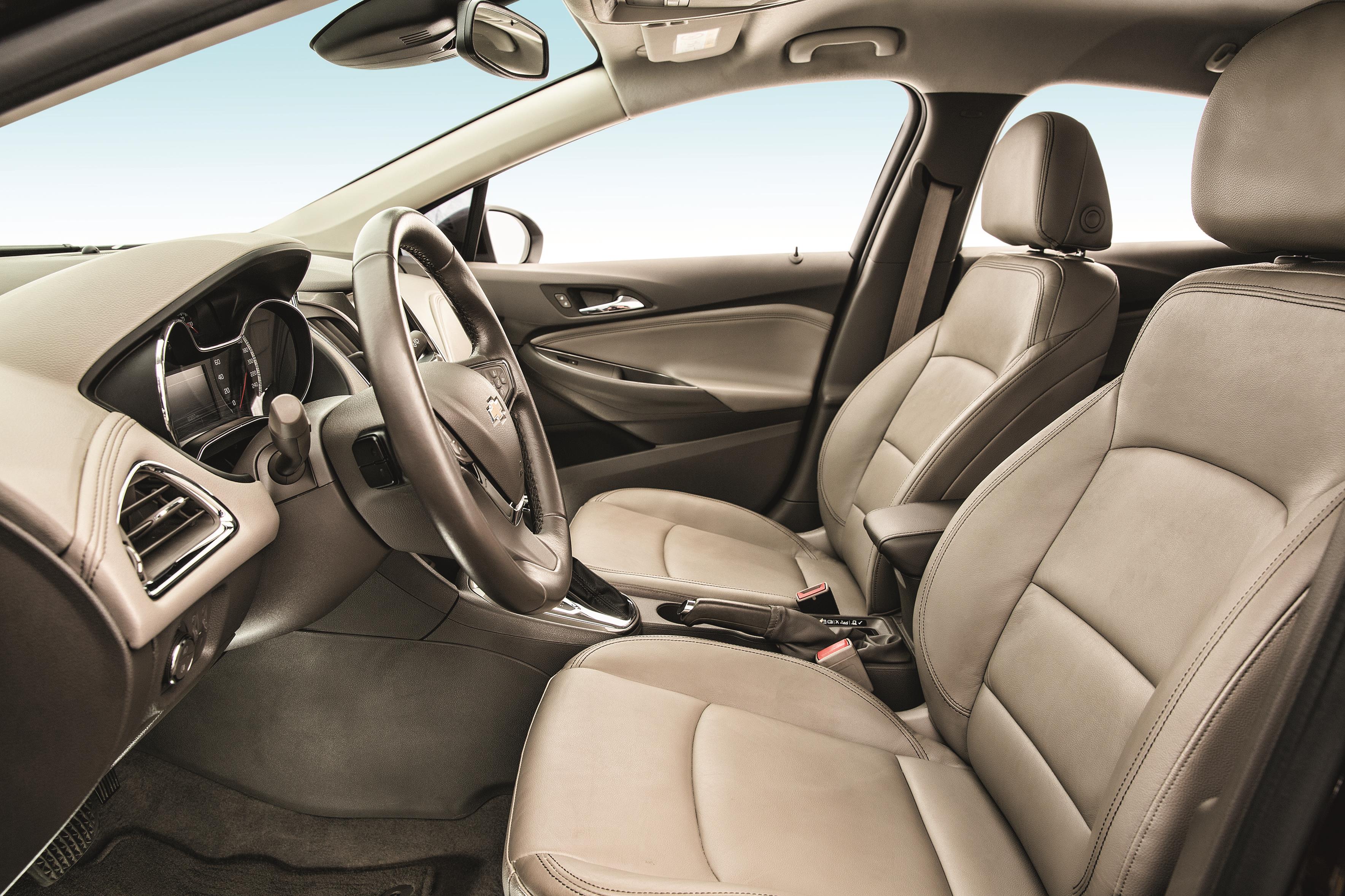 Comparativo Cruze Jetta Civic Corolla (16)