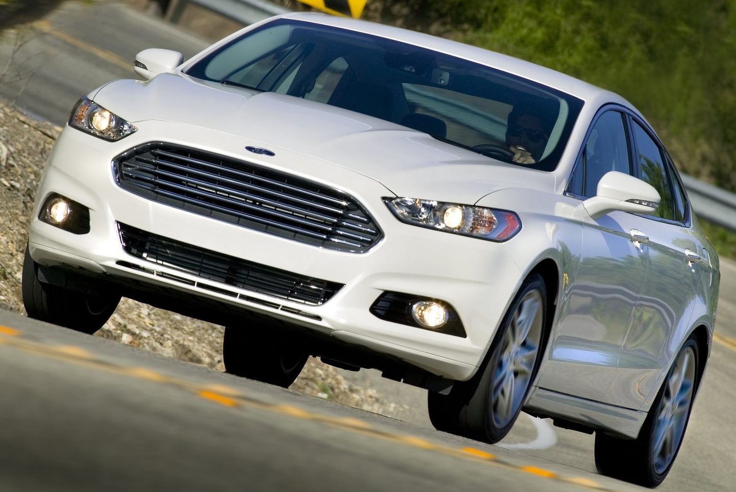 Ford inicia recall de Fusion anunciado há mais de três meses Quatro Rodas