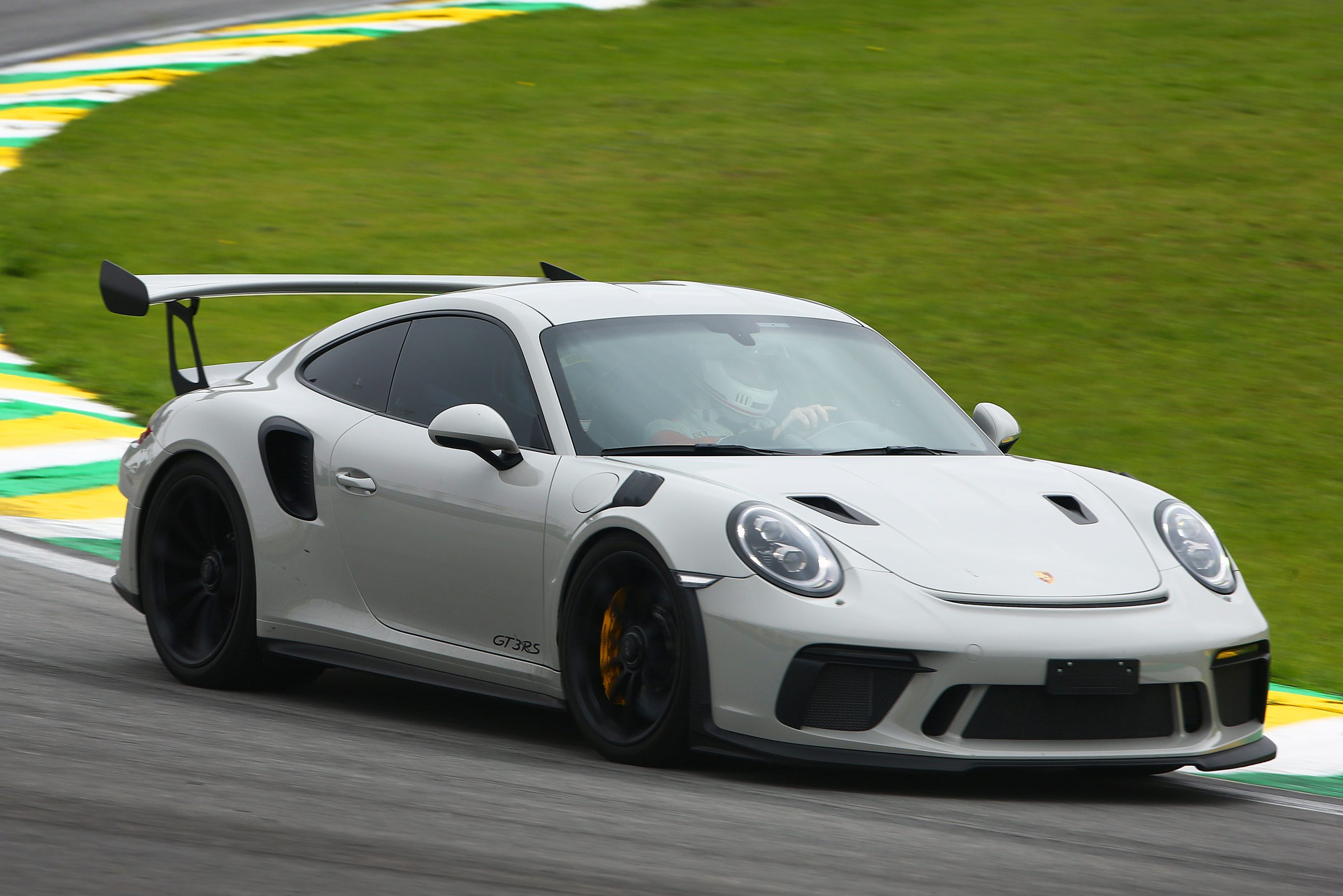 Porsche 911 carrera gt3