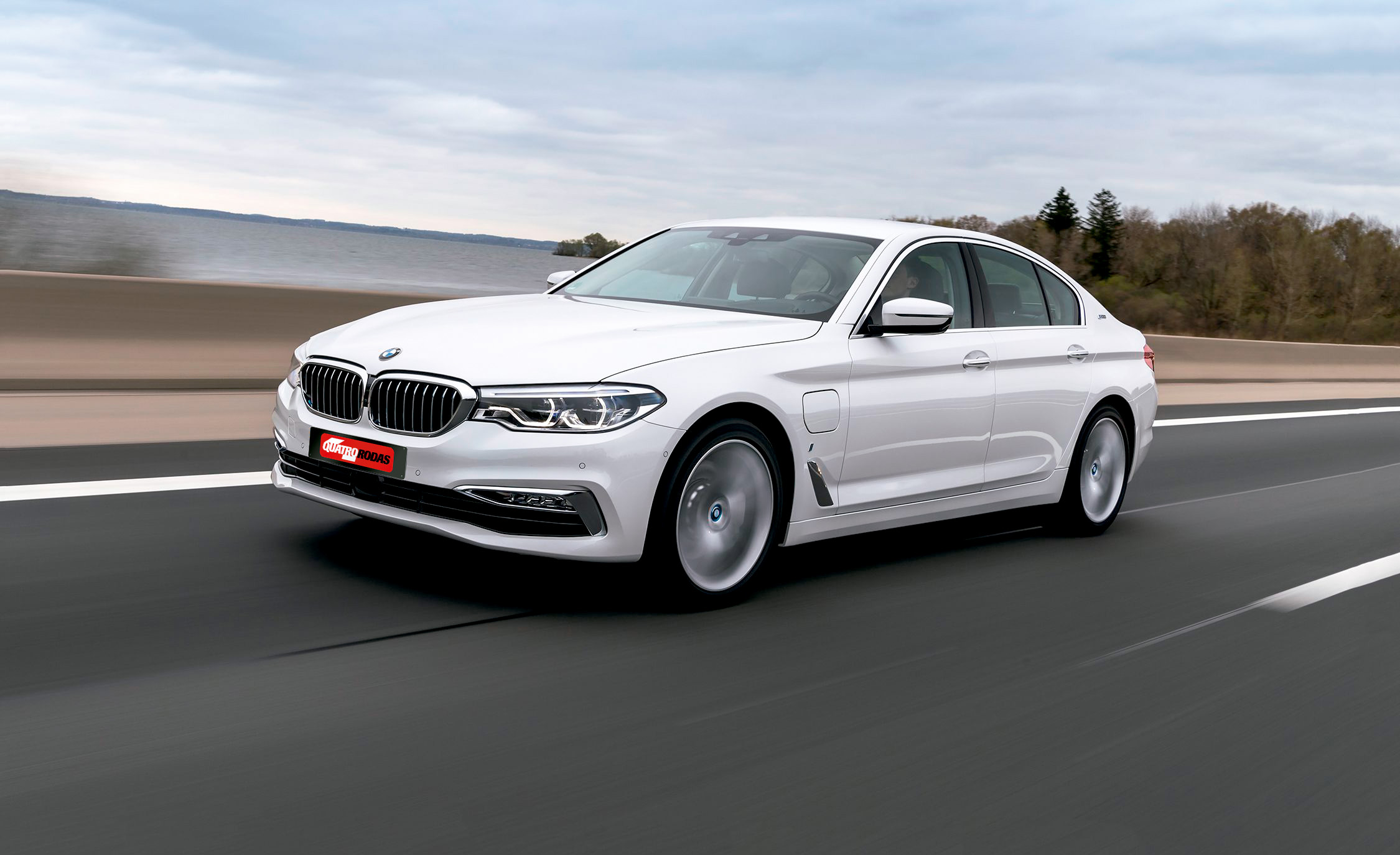 2018-bmw-530e-plug-in-hybrid-first-drive-review-car-and-driver-photo-681931-s-original.jpg