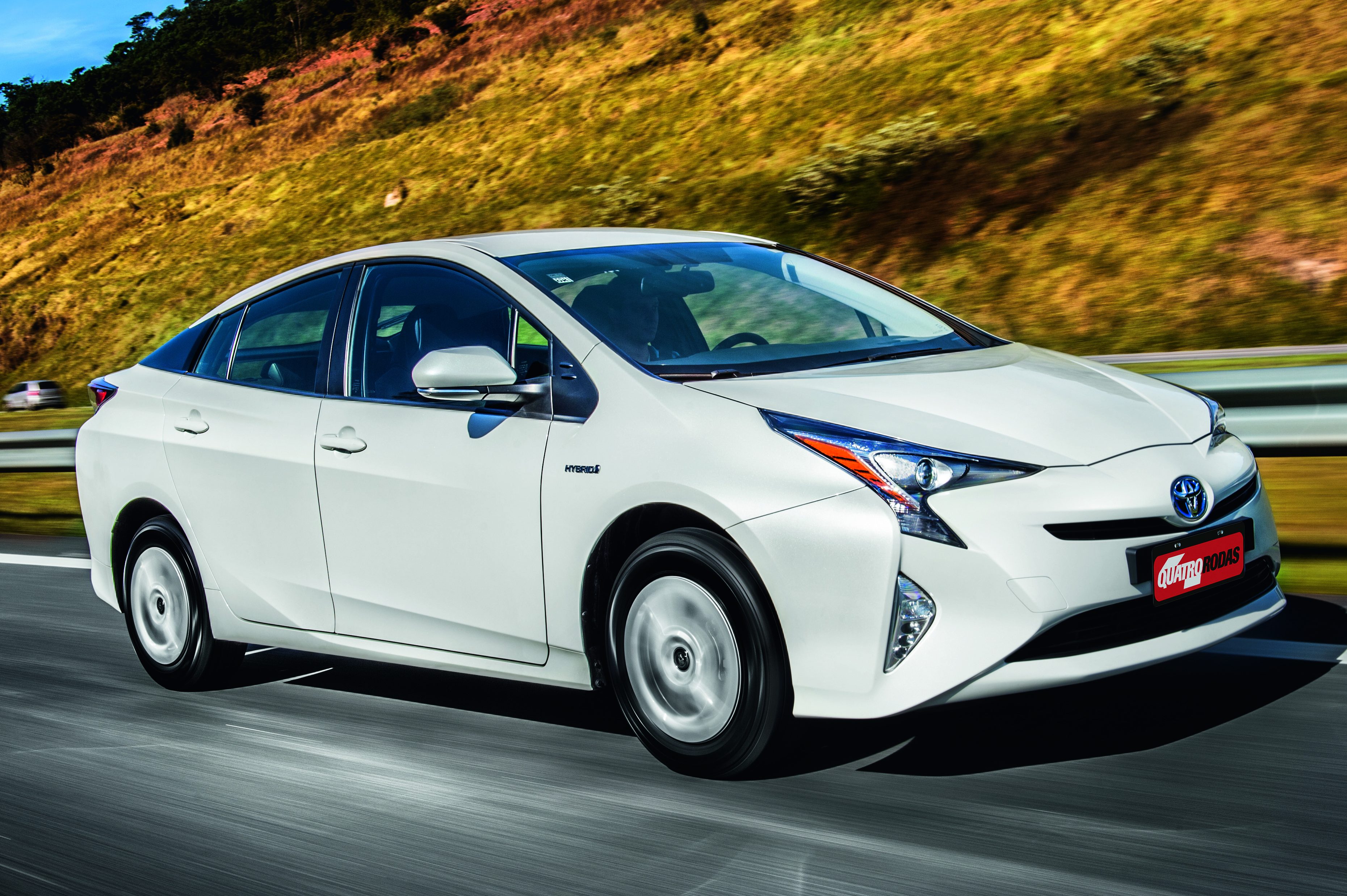 qr-684-carro-toyota-04.tif_-e15487583242