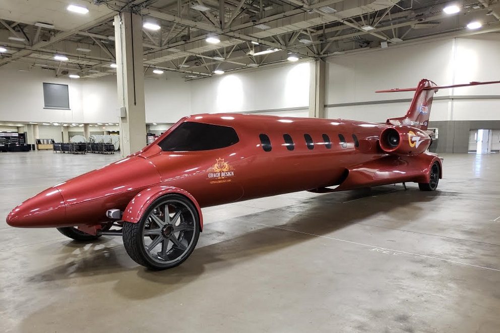 Este jatinho-limusine com motor V8 pode ser seu por R$ 18,5 milhões