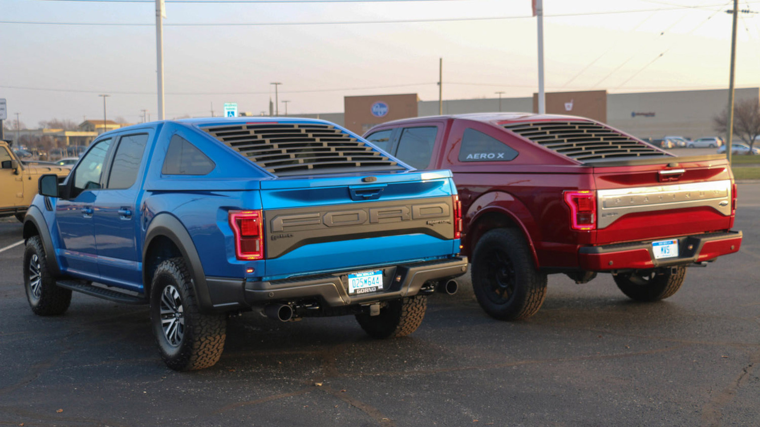 aerox-fastback-truck-bed-cap-1