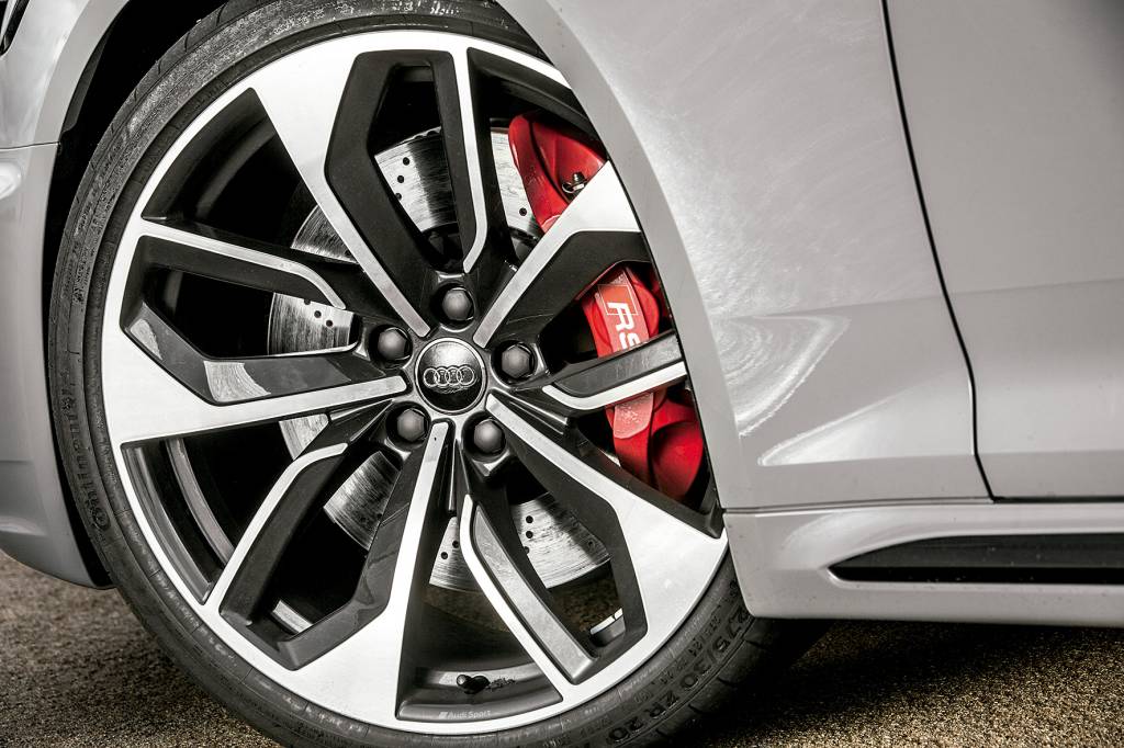 Audi RS4 Avant 2019 (10) Audi RS4 Avant 2019 (10)