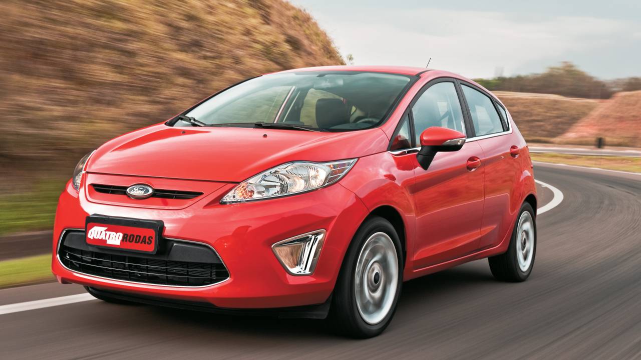 New Fiesta Hatch modelo 2012 da Ford, testado pela revista Quatro Rodas.