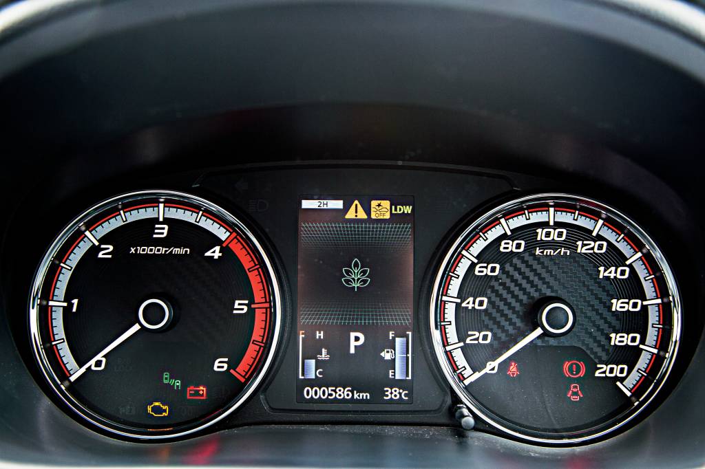 Painel 2 L200 GLS Premium Mitsubishi L200 GLS Premium
