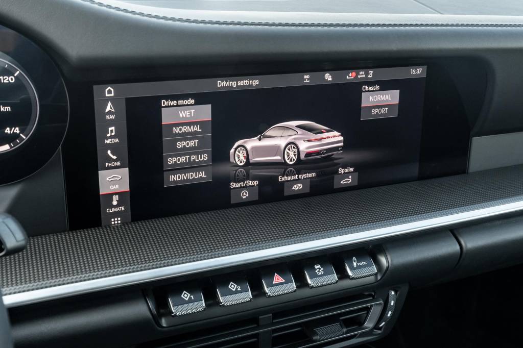 Porsche 911 Carrera S 2019 (17) Porsche 911 Carrera S 2019 (17)