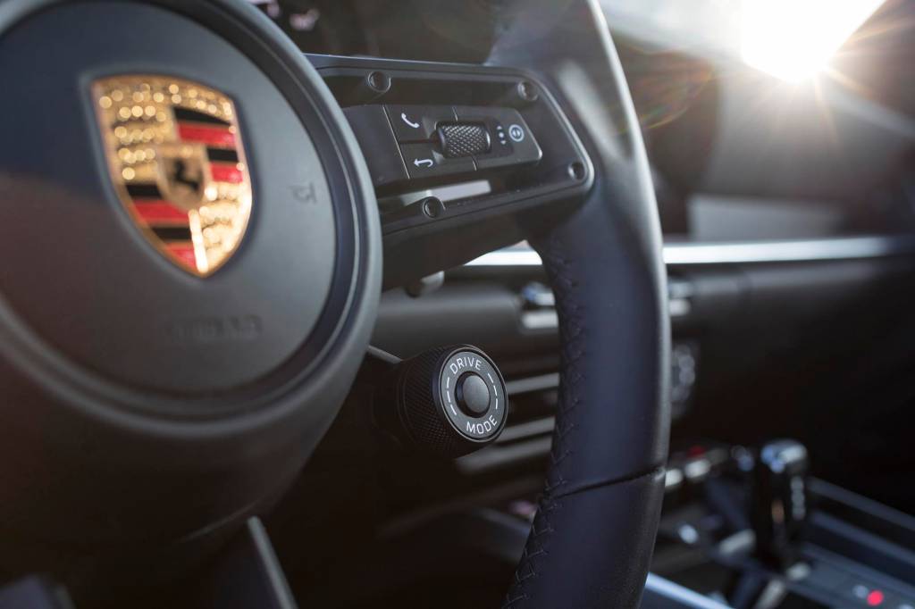 Porsche 911 Carrera S 2019 (30) Porsche 911 Carrera S 2019 (30)