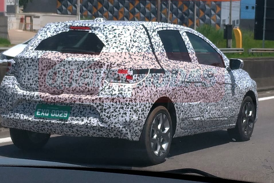 Flagra-Chevrolet-Onix-Plus-Prisma-2020 (2) Flagra-Chevrolet-Onix-Plus-Prisma-2020 (2)