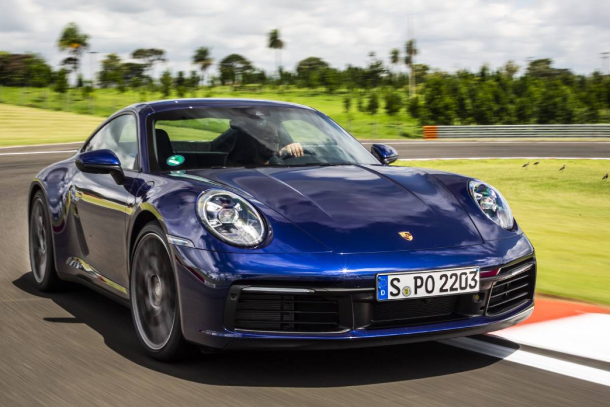 Novo Porsche 911 chega ao Brasil a partir de R$ 679 mil com opção 4×4 |  Quatro Rodas