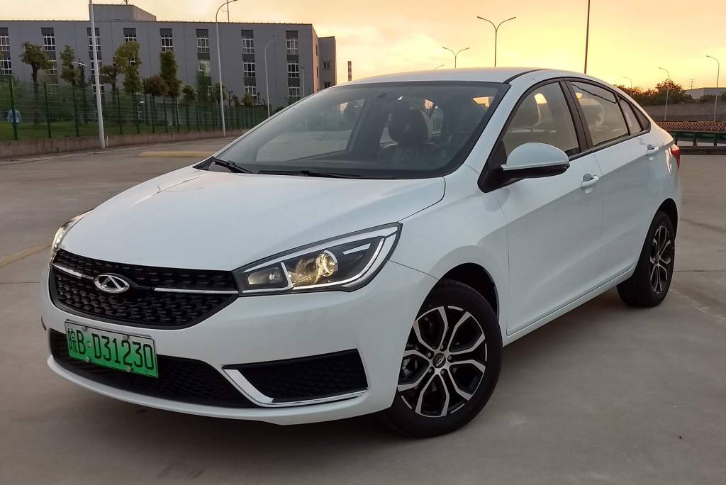 Chery Arrizo 5 ev Chery Arrizo 5 ev