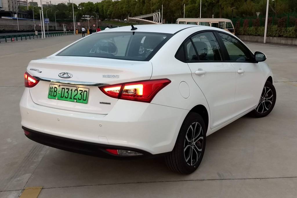 Chery Arrizo 5 ev Chery Arrizo 5 ev