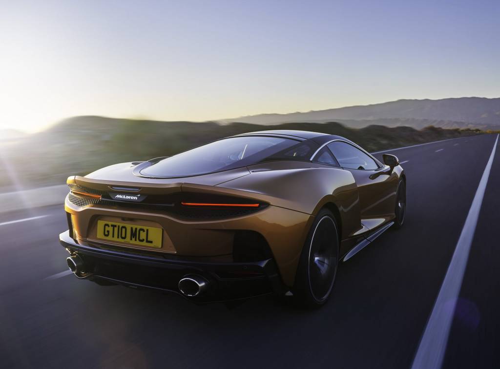 McLaren GT Traseira Movimento McLaren GT Traseira Movimento