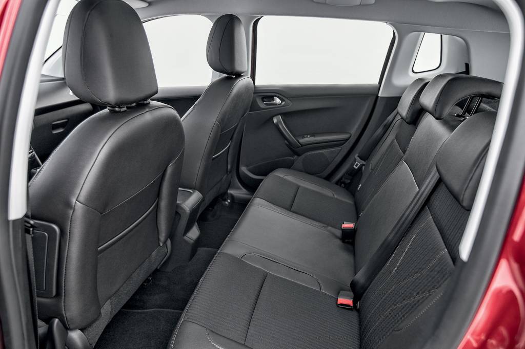 Peugeot 2008 04 Peugeot 2008 04