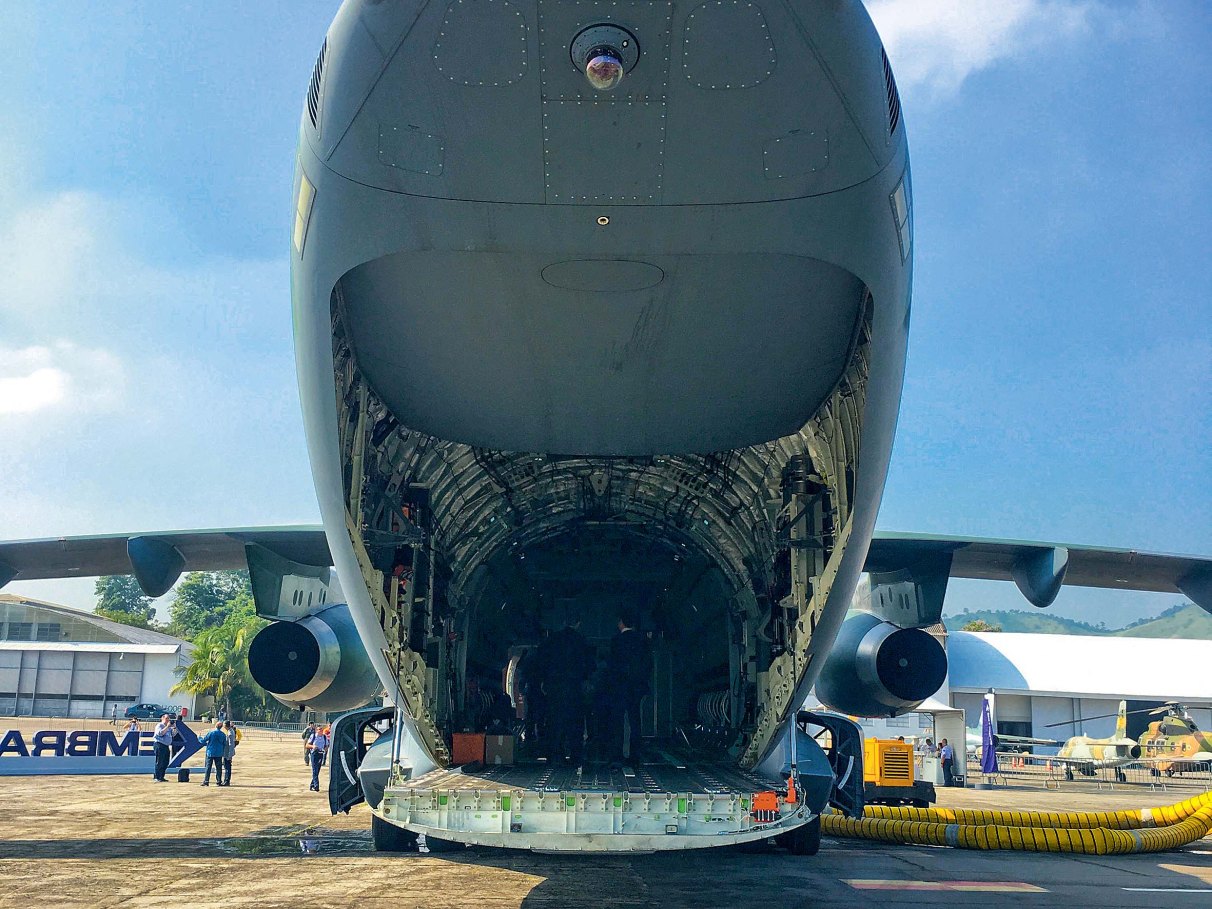 Embraer KC-390: conhecemos o maior veículo sobre rodas feito no