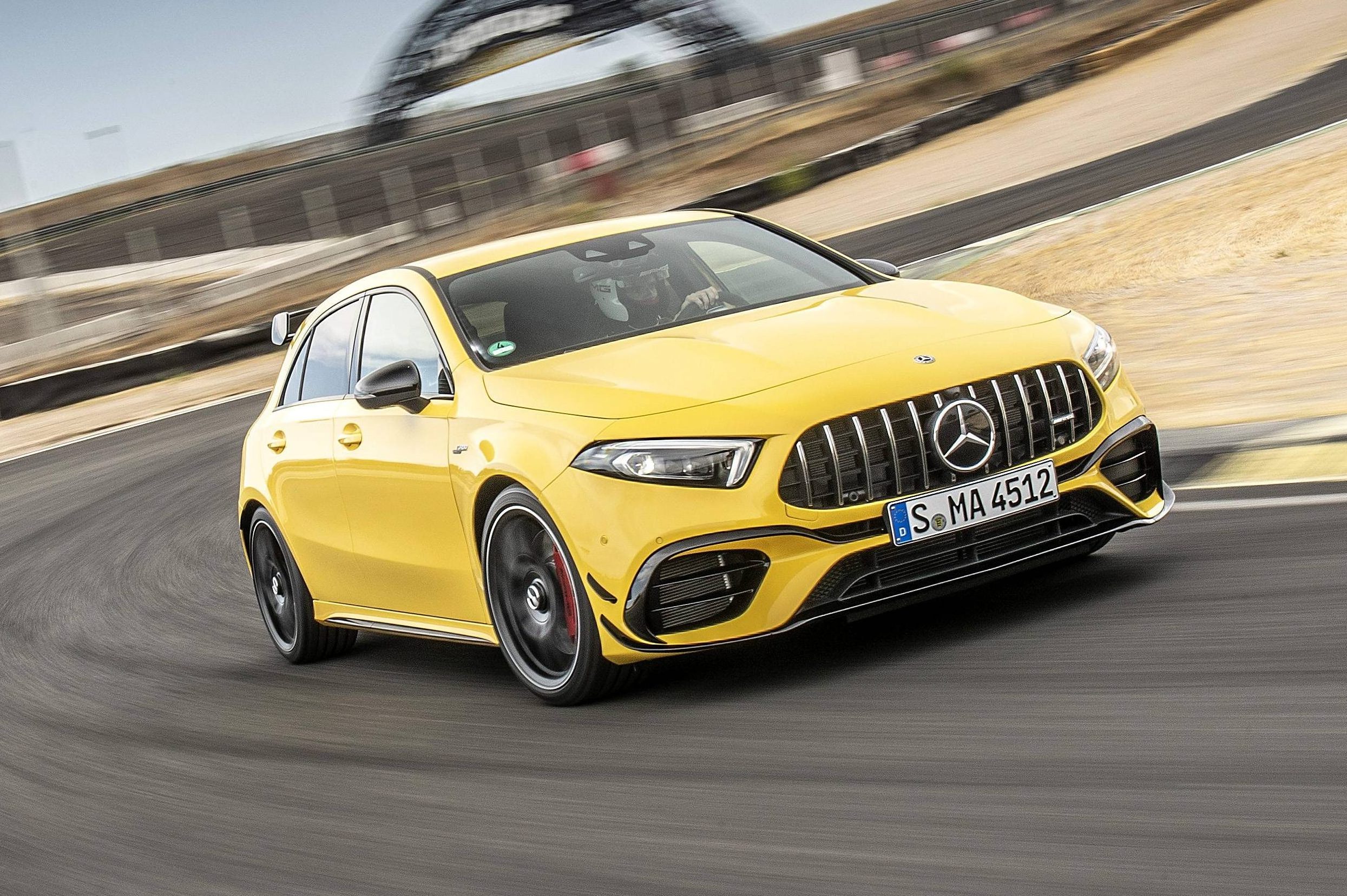 Impressões Novo Mercedes Amg A 45 S é Um Classe A Para Brincar De