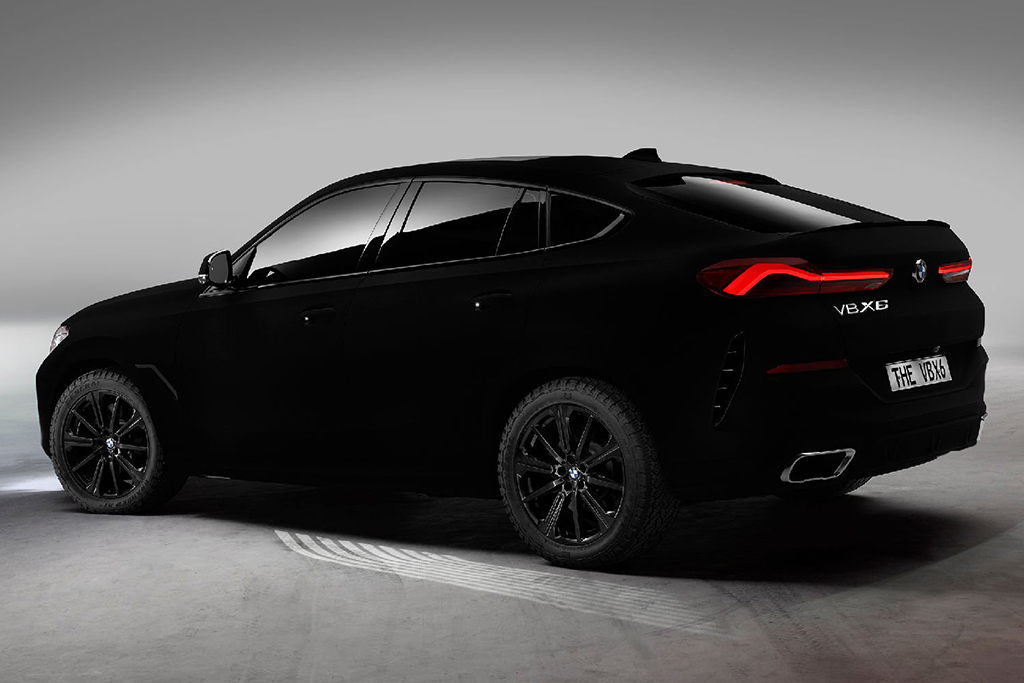 BMW X6 com pintura preta Vantablack BMW X6 com pintura preta Vantablack