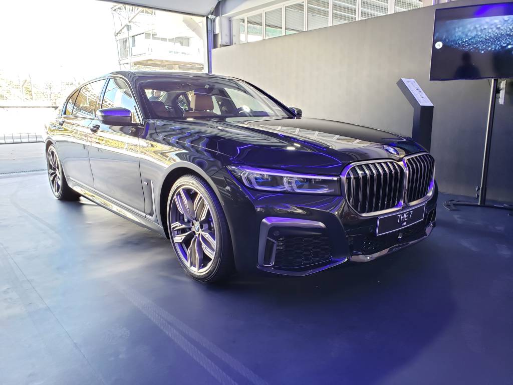 BMW M760Li BMW M760Li