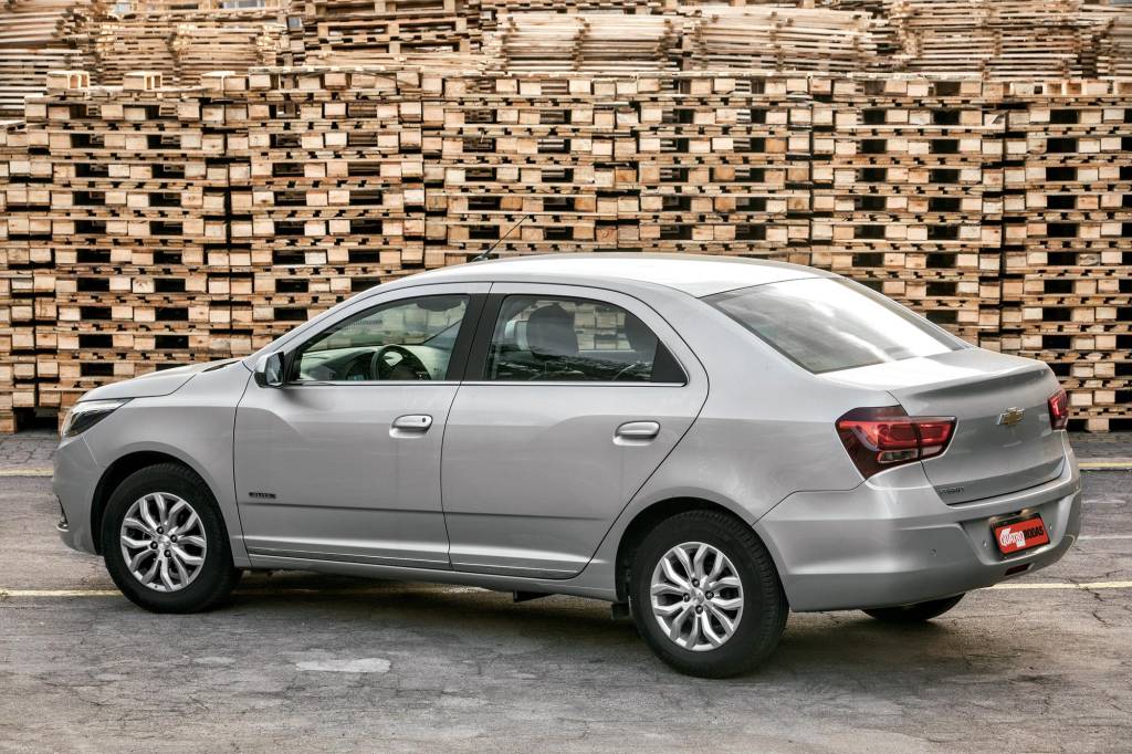 Chevrolet Cobalt (1) Chevrolet Cobalt (1)