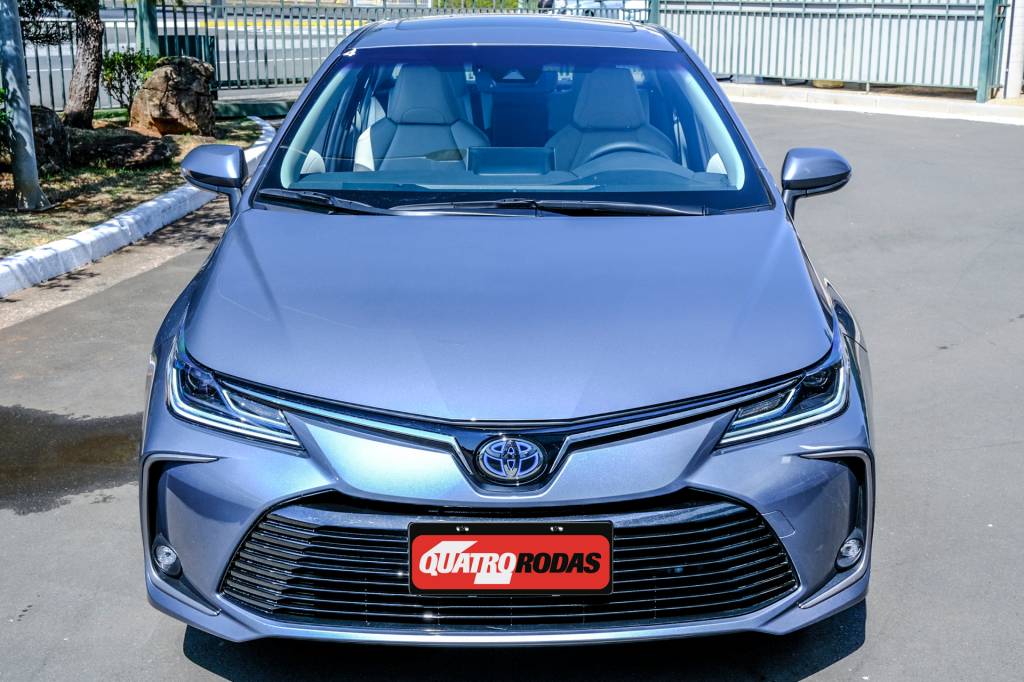 Corolla Altis Premium Hybrid 59 Toyota Corolla híbrido gera fila de 4 meses e chega a ter venda suspensa
