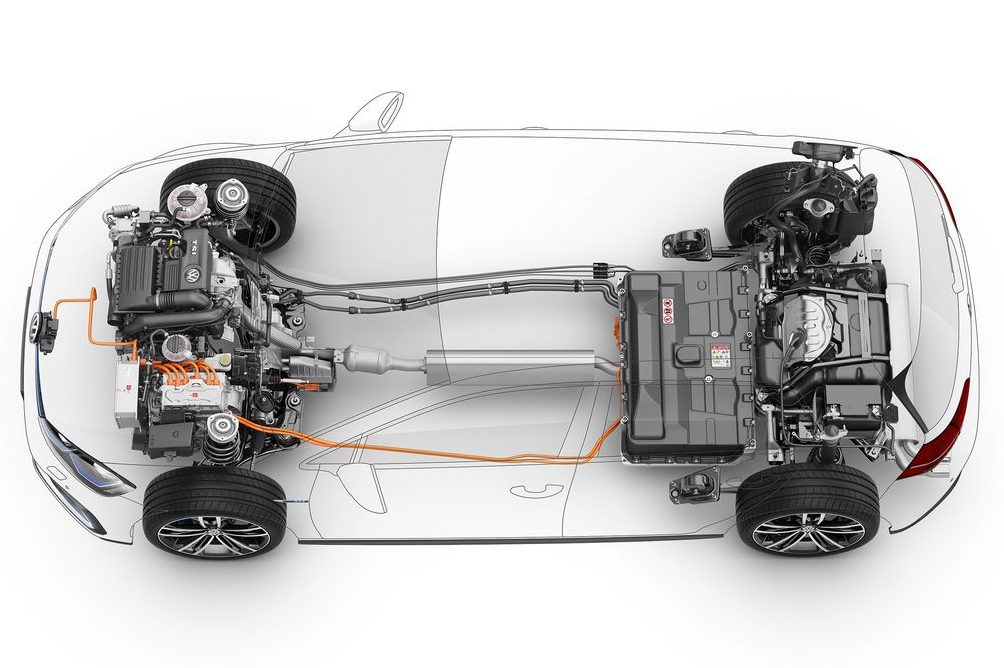 Golf-GTE-13 Golf-GTE-13