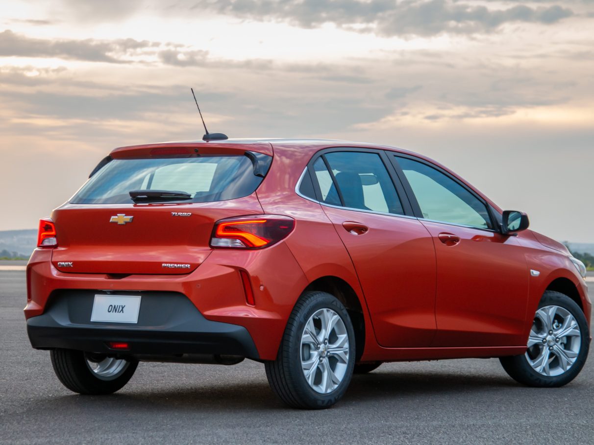 Chevrolet Onix 2020 parte de R$ 48.490; veja fotos, preços e versões