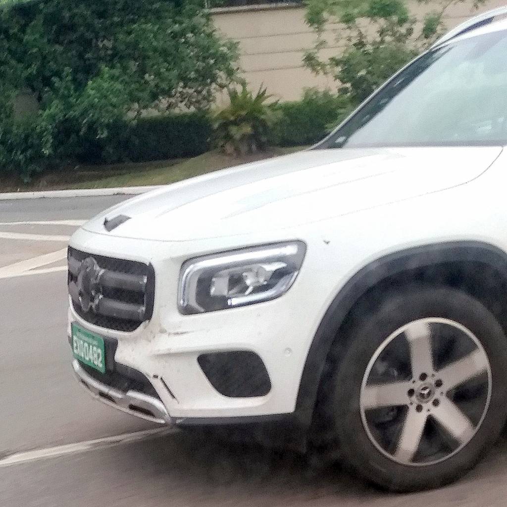 Flagra Mercedes GLB Brasil (2) Flagra Mercedes GLB Brasil (2)