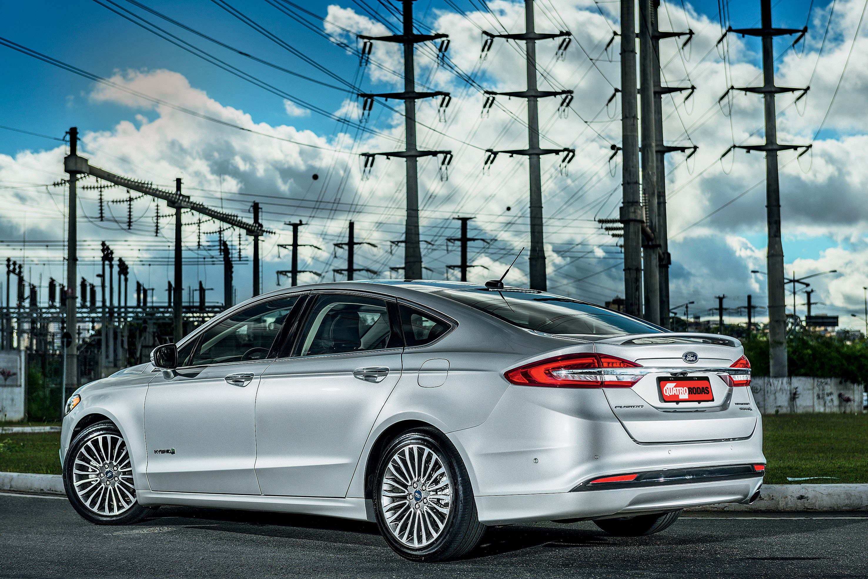 QR 689 CARRO FUSION 02.tif