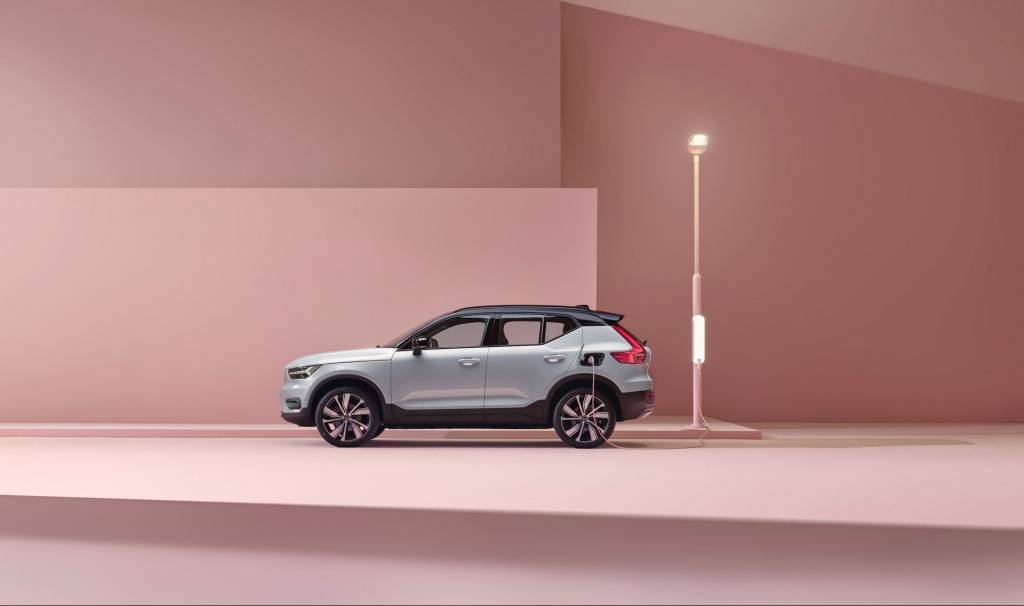 XC40 Recharge (5) XC40 Recharge (5)