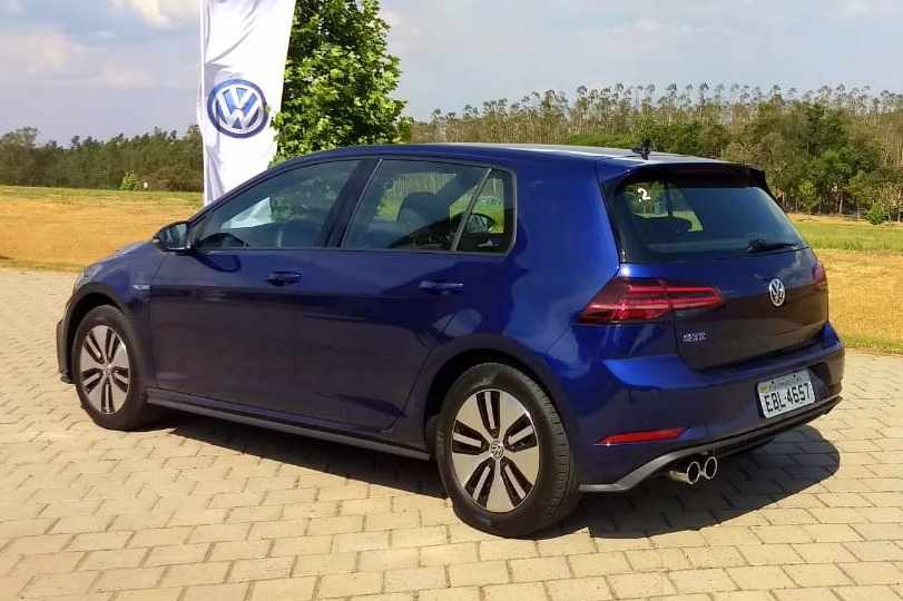 Golf GTE (1) Golf GTE (1)