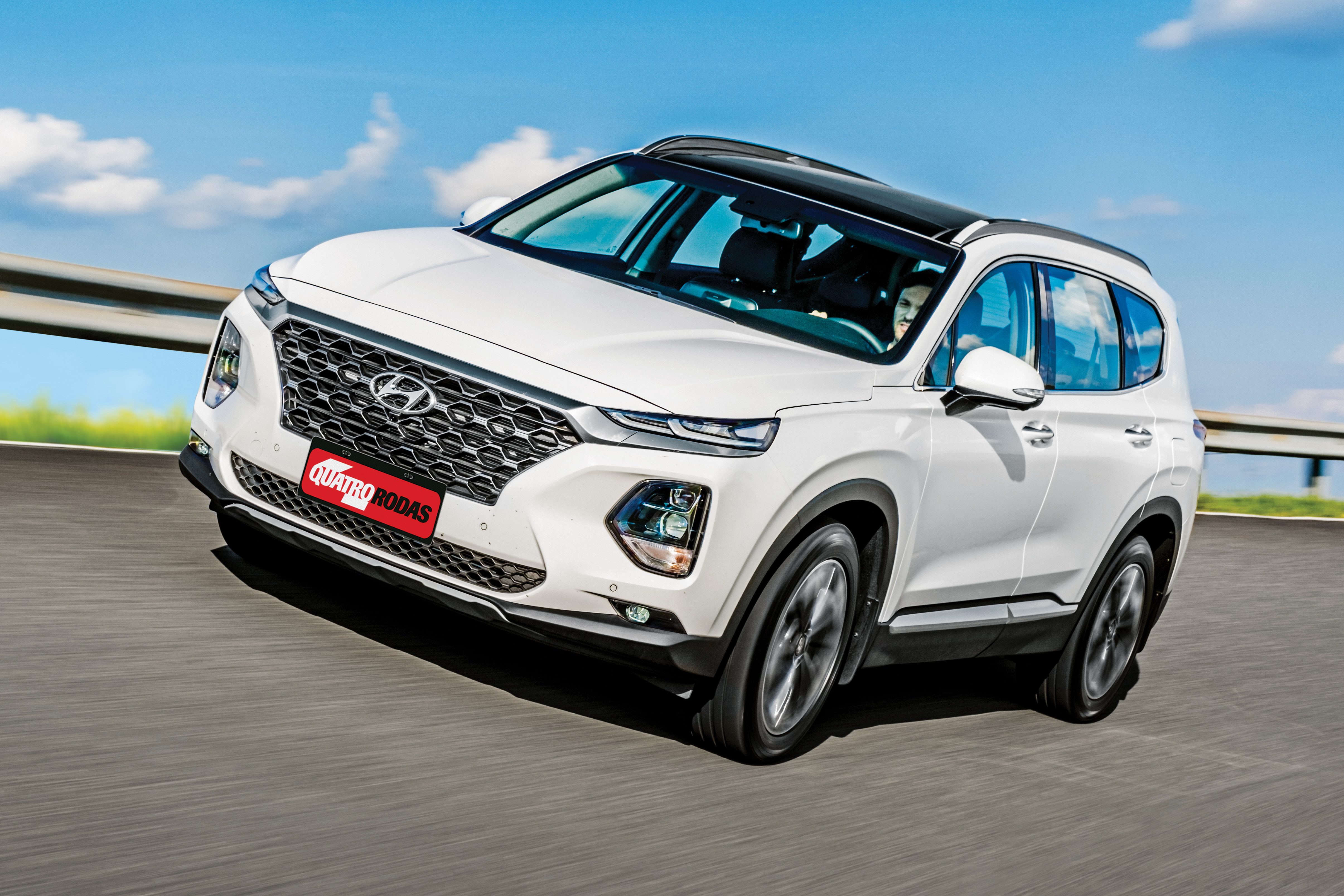 Teste novo Hyundai Santa Fe tem preço de SUV de luxo e detalhes de HB Quatro Rodas