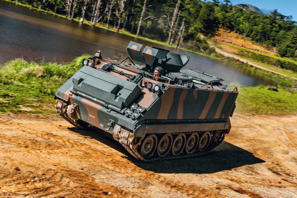 m113-br