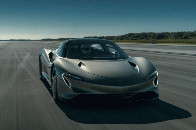 McLaren-Speedtail-2020-dianteira