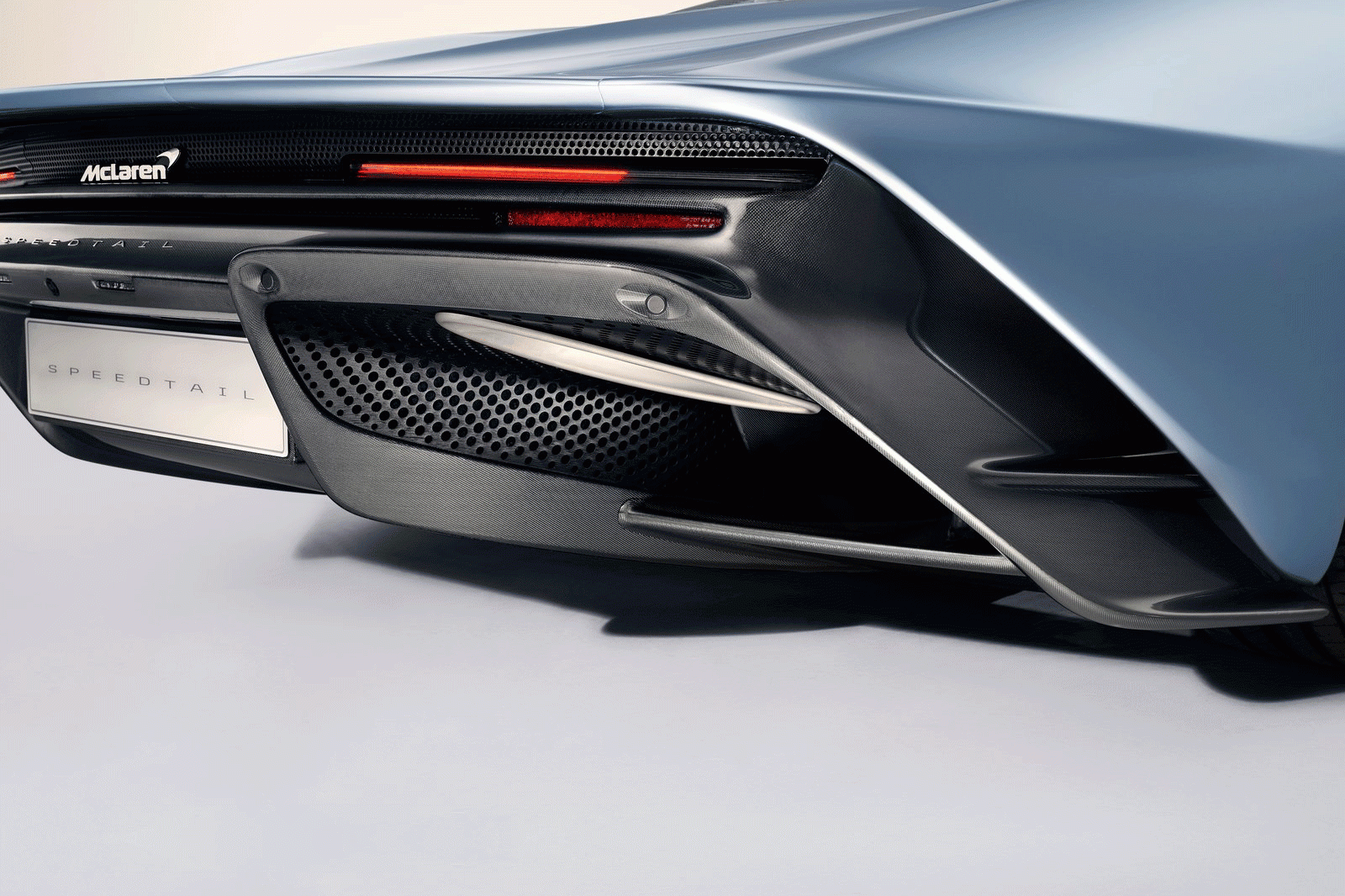 McLaren-Speedtail-2020-leds McLaren-Speedtail-2020-leds