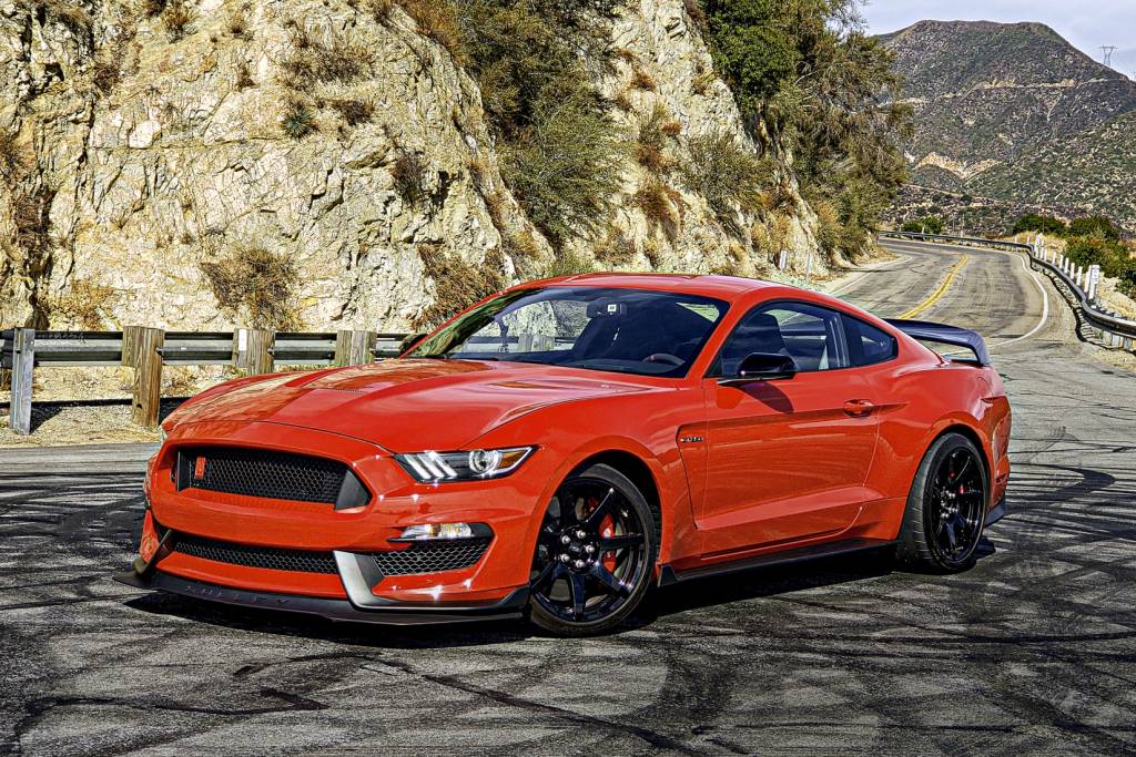 Nos Mustang Shelby, todas as tomadas de ar são funcionais