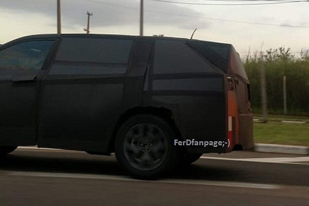 Jeep 7 lugares e SUV Fiat 2 Jeep 7 lugares e SUV Fiat 2