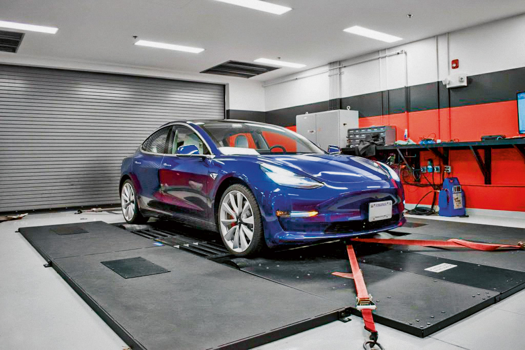 Tesla no dinamômetro: torque medido